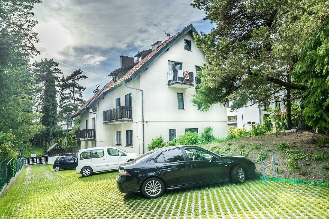 Villa Azalia Jastrzebia Gora Exterior photo